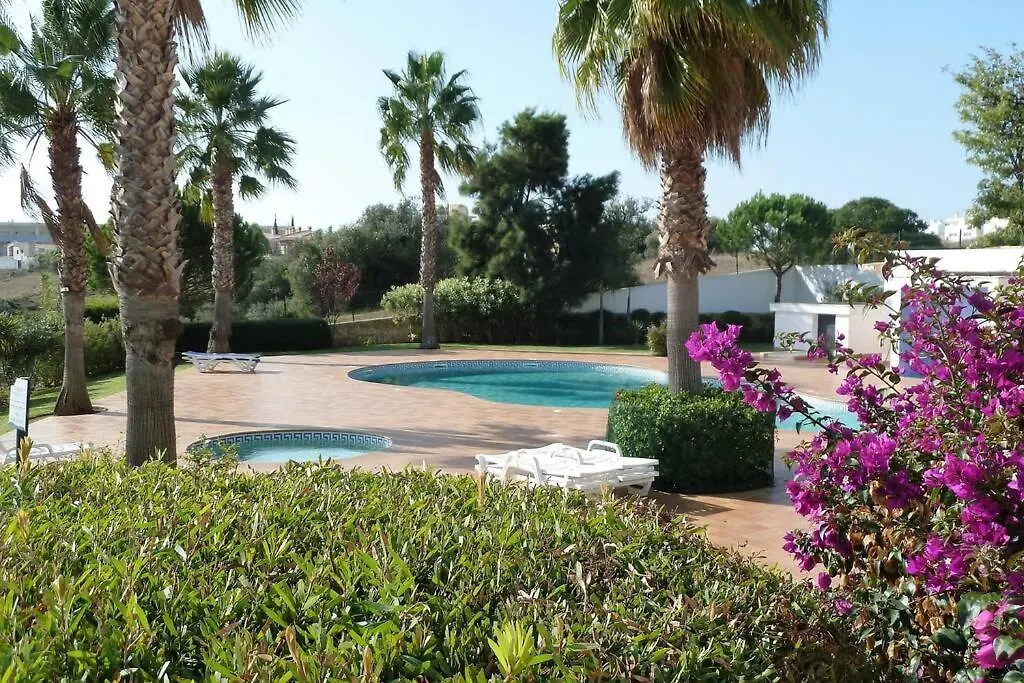 Great 2 Bedroom Apartment With Communal Pool Lagos Portugalsko