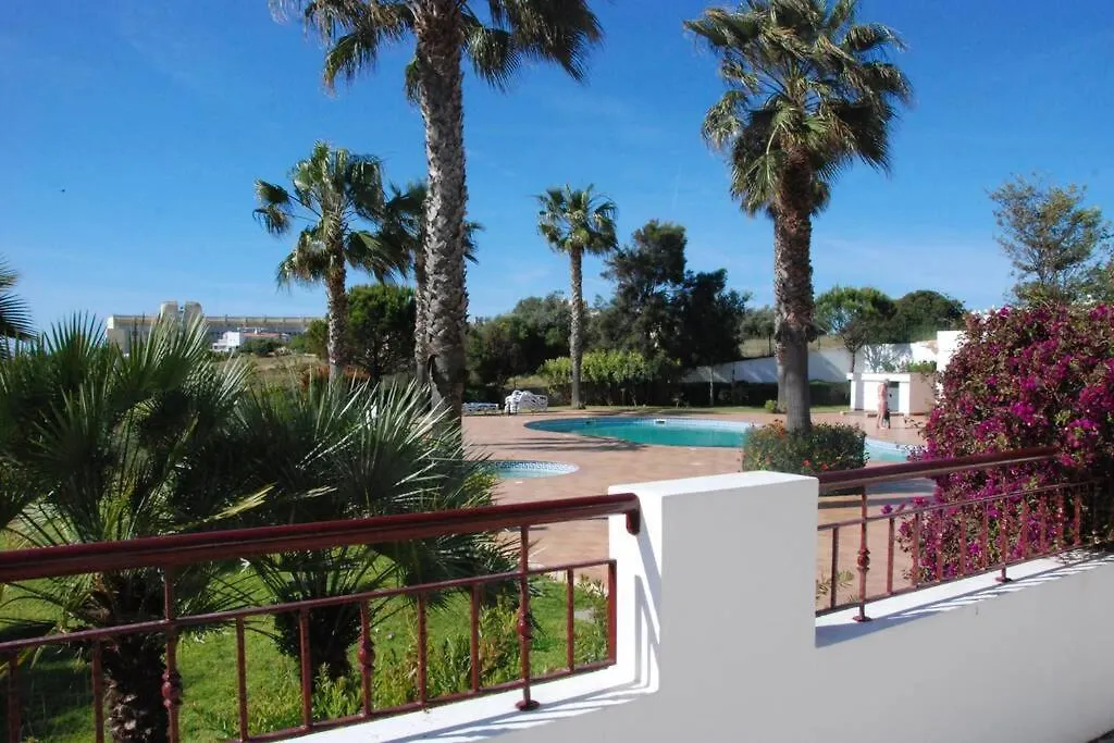 Great 2 Bedroom Apartment With Communal Pool ラゴス