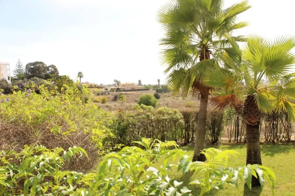 Great 2 Bedroom Apartment With Communal Pool ラゴス