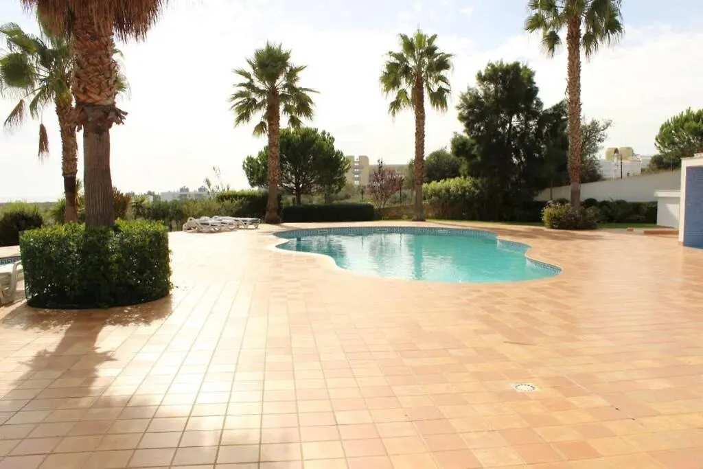 Great 2 Bedroom Apartment With Communal Pool ラゴス 0*,
