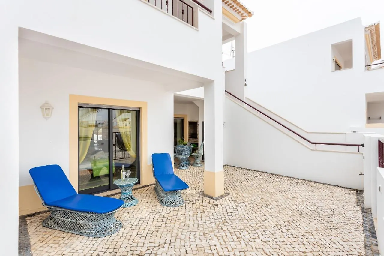 Great 2 Bedroom Apartment With Communal Pool ラゴス ポルトガル